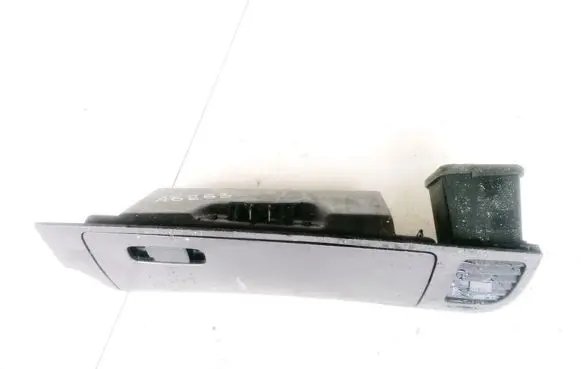 Glove box