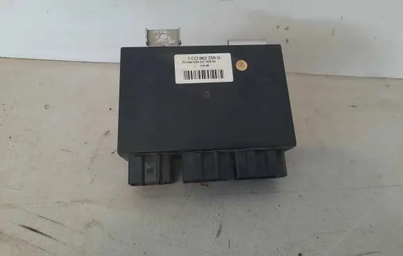 Volkswagen Golf IV Central body control module 1C0962258G