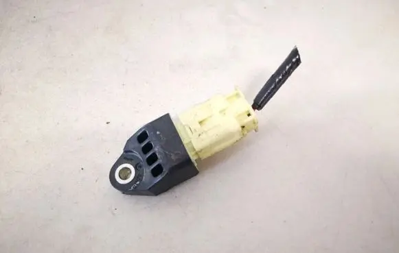 Toyota RAV 4 (XA30) Airbag deployment crash/impact sensor 8983133020 89831-33020