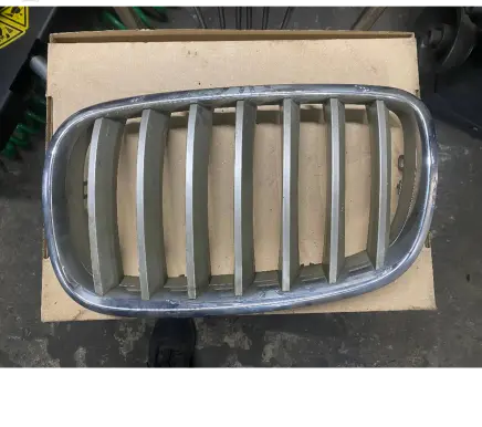 BMW X5 E70 Front bumper upper radiator grill 51317157687