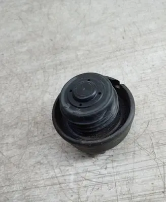 Audi A4 S4 B5 8D Fuel tank filler cap 1H0201553B