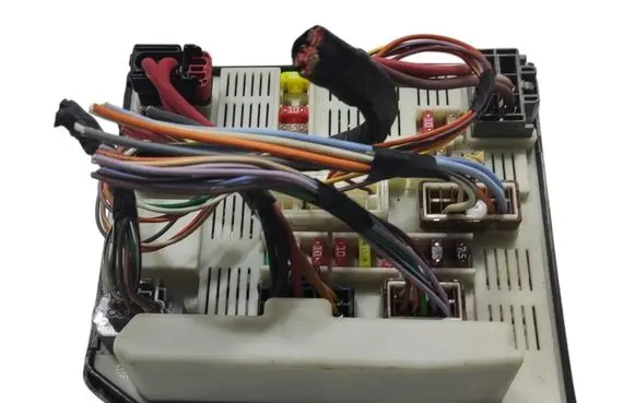 Opel Movano B BSM Control unit 284B00009R