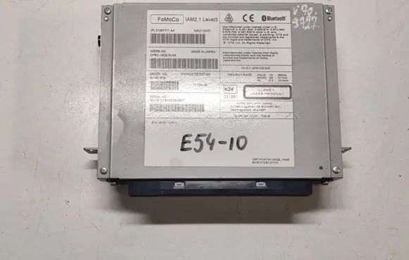 Volvo V70 Radio/CD/DVD/GPS head unit P31357771AA