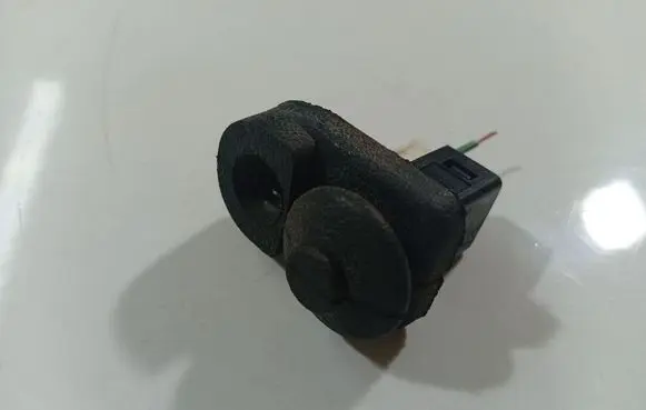 Nissan Note (E11) Front door sensor coupe 
