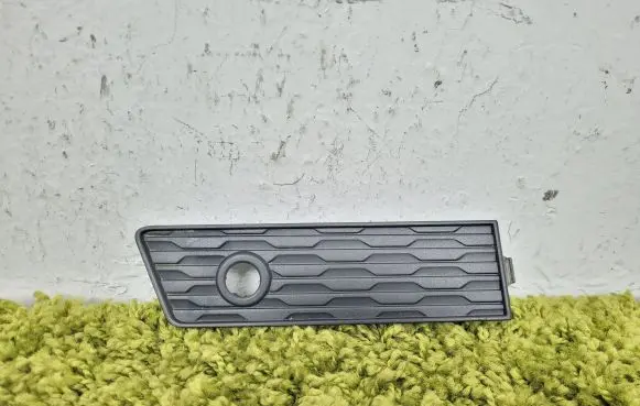Audi Q6 e-tron Front bumper lower grill 85h807680