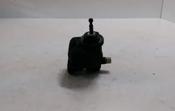 Headlight level adjustment motor