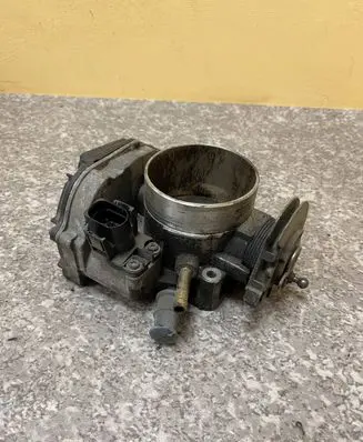Audi A6 S6 C5 4B Throttle valve 078133063AN 408237221008