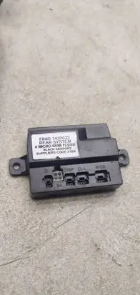 Ford C-MAX I Parking PDC control unit/module 1420032