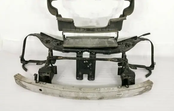 Mercedes-Benz R W251 Front bumper cross member A2516200034