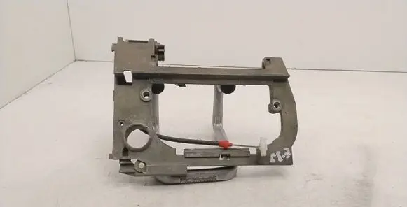 Front door exterior handle/bracket