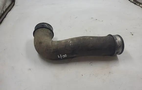 Volkswagen PASSAT B6 Intercooler hose/pipe