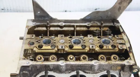 Skoda Fabia Mk2 (5J) Engine head 03E103373E