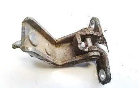 Suzuki Swift I Rear door lower hinge