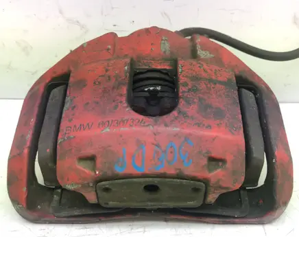 BMW 5 E60 E61 Front brake caliper 6030324