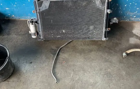 Volvo V70 Coolant radiator