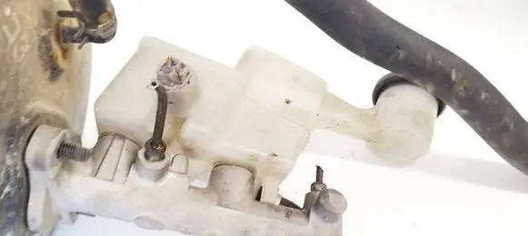 Toyota Corolla Verso E121 Master brake cylinder 