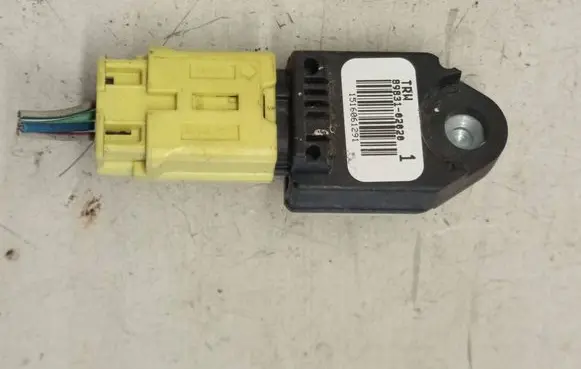 Toyota Avensis T250 Airbag deployment crash/impact sensor 8983102020 1516061291
