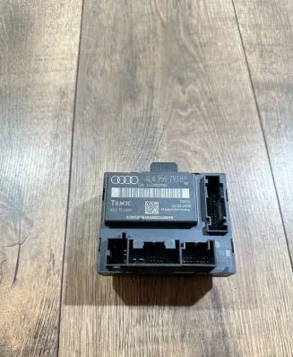 Audi Q7 4L Door control unit/module 4L0959793B 0033TFJ0001