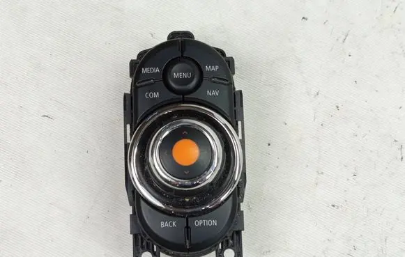 Mini One - Cooper F56 F55 Head unit multimedia control 9392037 901211660001 19226310