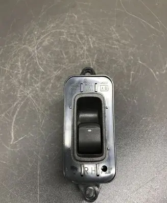 Subaru Legacy Electric window control switch 94266