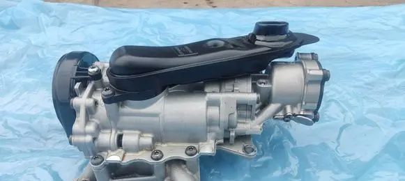 BMW X3M F97 Oil pump 8053434 11418053434