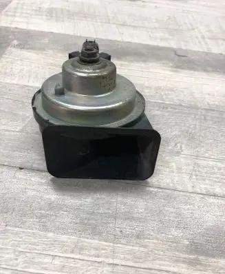 BMW 3 E90 E91 Horn signal 55306