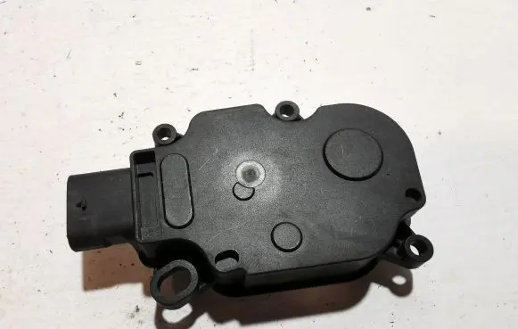 Peugeot 508 RXH Radiator active air flap actuator 9663824880