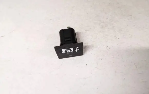 Ford Focus Windscreen/window heater switch 3m5t18c621ad