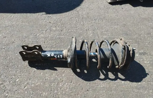 Toyota Avensis T220 Front shock absorber with coil spring