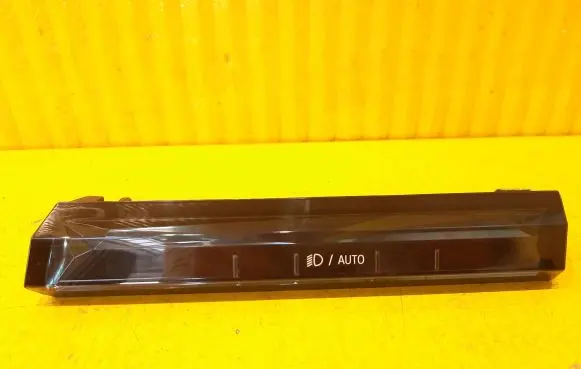 BMW 7 G70 Light switch 5A98D96
