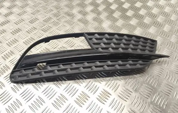 Audi S5 Facelift Front fog light trim/grill 8T0807682H
