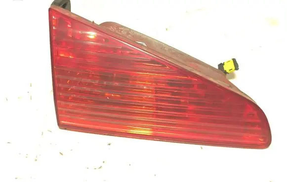 Peugeot 607 Tailgate rear/tail lights 2543G