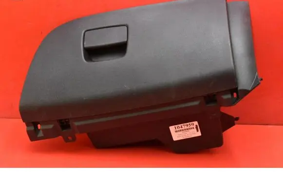 Opel Corsa E Glove box 13382335