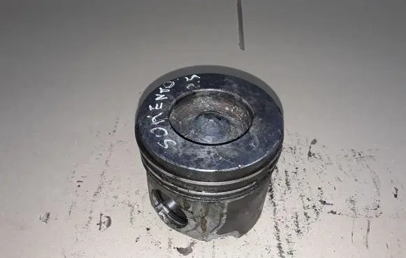 KIA Sorento Piston 4A60