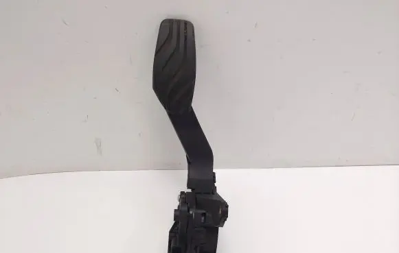 Nissan Micra K14 Accelerator throttle pedal 180025FA0B