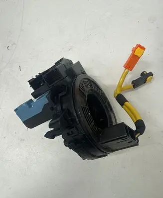 Toyota Avensis T270 Airbag slip ring squib (SRS ring) 8924505040
