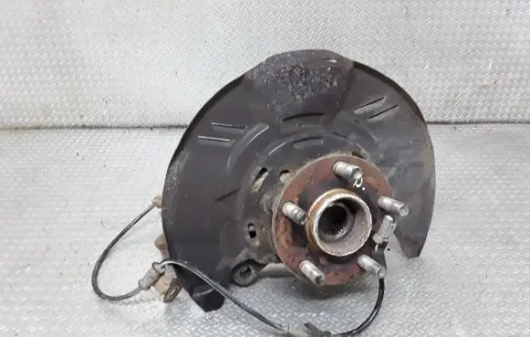 Subaru Forester SH Front wheel hub spindle knuckle