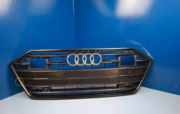 Audi A7 S7 4K8 Front bumper upper radiator grill 4K8853651A 4K8853653A