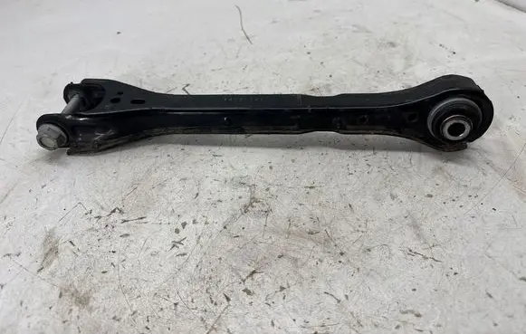 Chevrolet Camaro Rear control arm 84826391