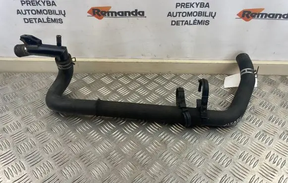 Suzuki Grand Vitara II Engine coolant pipe/hose