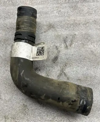 Ford Ranger Air intake hose/pipe JB3G8A582AF