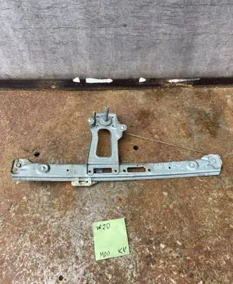 BMW 3 E46 Rear door manual window regulator 7011206