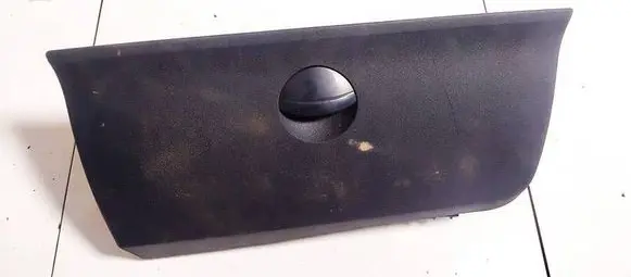 Citroen C4 I Glove box