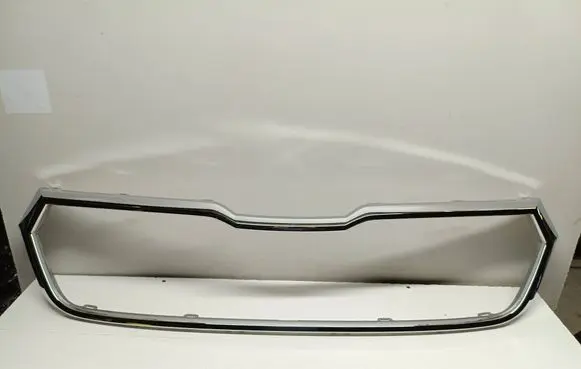 Skoda Kodiaq Front bumper upper radiator grill 565853761B