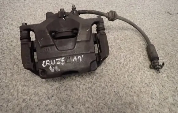 Chevrolet Cruze Front brake caliper