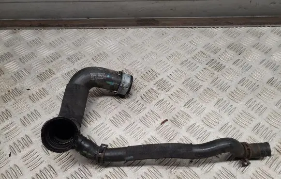 Mercedes-Benz GL X166 Engine coolant pipe/hose A1665004075