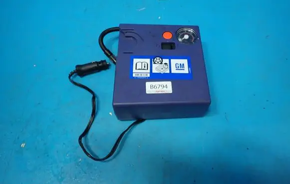 Opel Astra J Tire air pump compressor 13582005