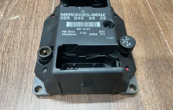 Mercedes-Benz E W210 Other control units/modules 0255453432