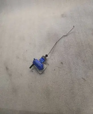 Audi 80 90 B3 Central locking vacuum pump 893862153D