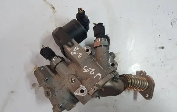 Mercedes-Benz C W205 EGR valve 12245604IAUTOPI 12245604